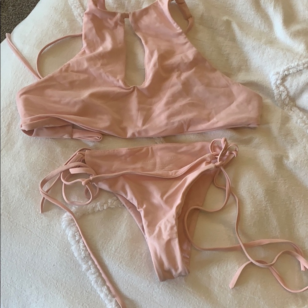 Two piece bathingsuit